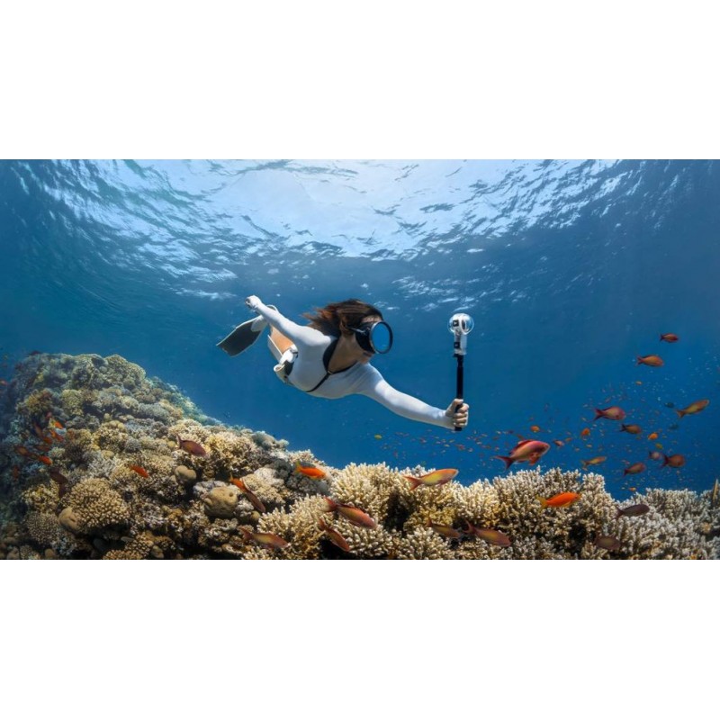 Комплект екшън камера Insta360 X5 360° Essentials Bundle