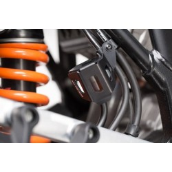 Протектор съд спирачна течност SW-MOTECH BRAKE RESERVOIR GUARD \