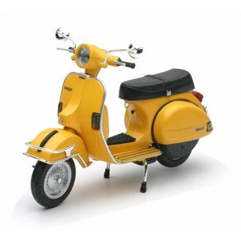 Мотопед Vespa 1978 P200E 1:12 (Макет) YELLOW