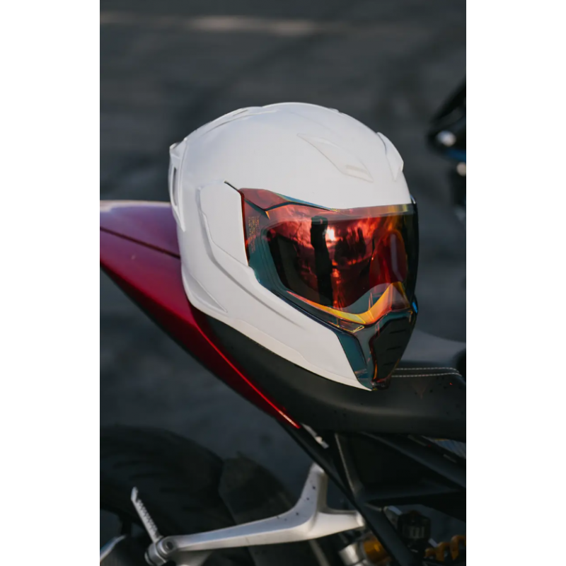 Каска ICON Ultraflite™ Solid MIPS® WHITE